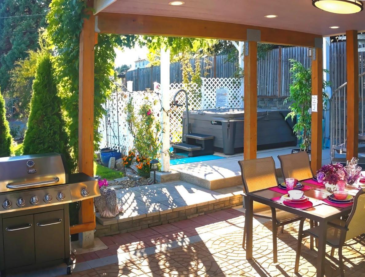 The Victorian Spa Retreat Port Angeles Exterior photo